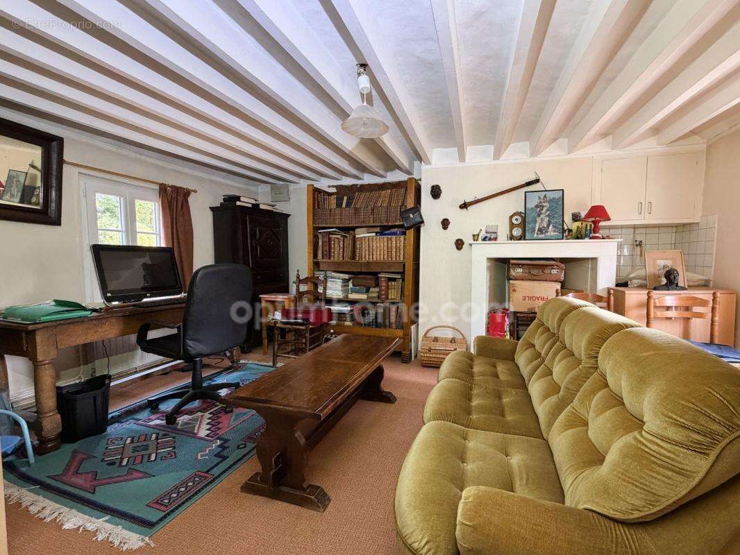 Maison normande de caractère de 121 m² avec 4 chambres, vie de plain-pied, Le Mesnil-Guillaume (14100), à moins de 10 minutes de - photo 24