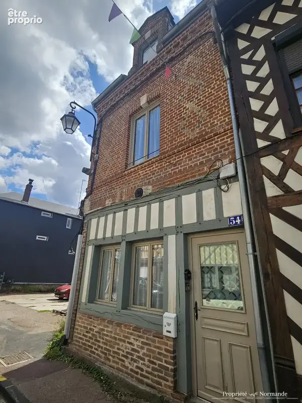 Maison à CORMEILLES