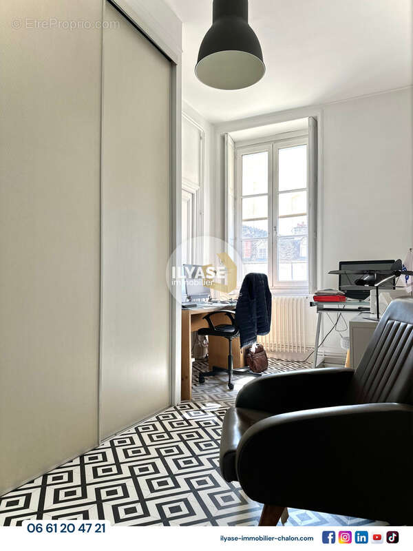 Appartement T4  178 m2  Quartier Citadelle  Parking - photo 16