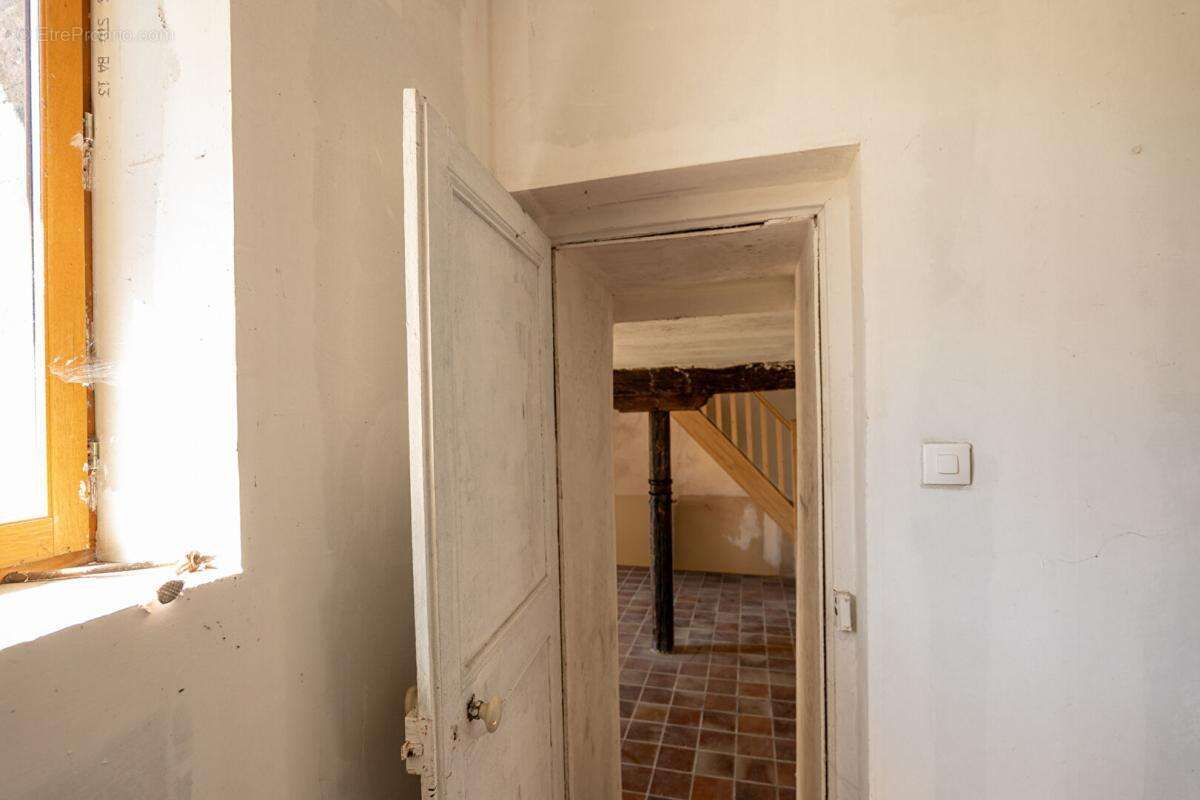Maison à MOREE