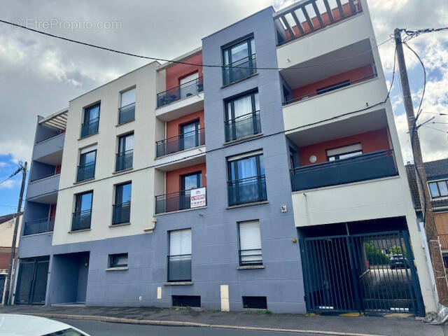 Appartement à VIRY-CHATILLON