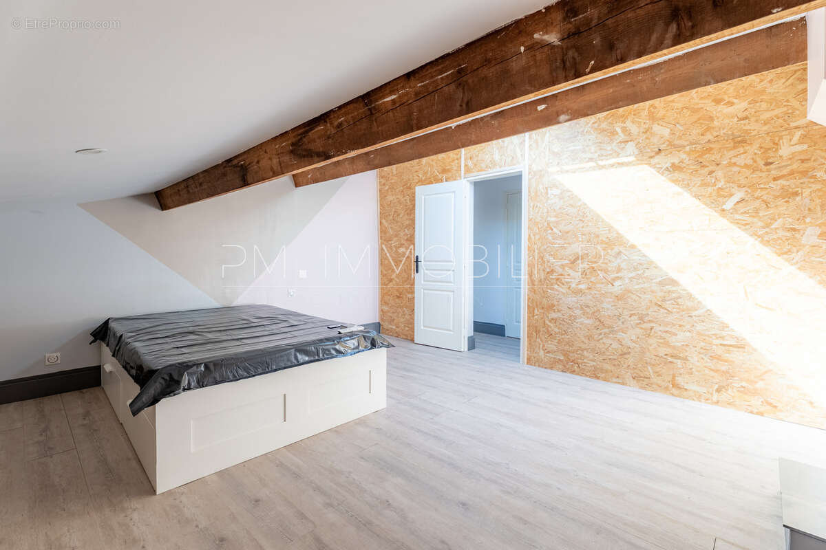 Appartement à MARSEILLE-12E
