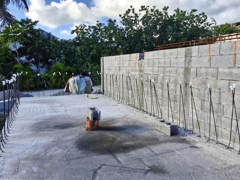 Maison à GRAND-BOURG