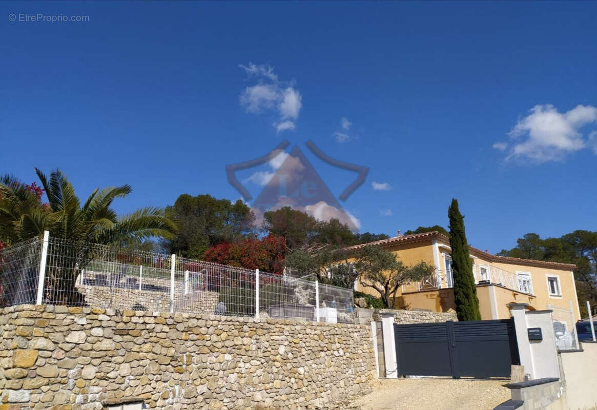 Maison à SAINT-AMBROIX