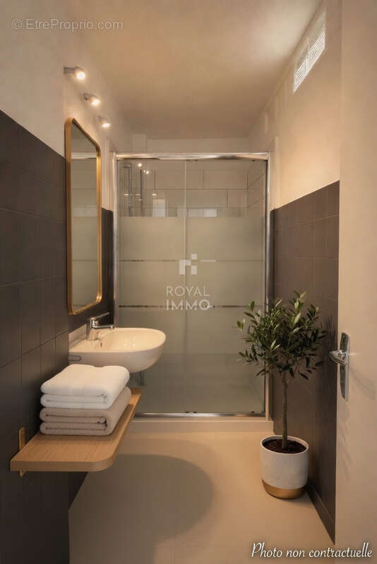 Appartement à LA VALETTE-DU-VAR