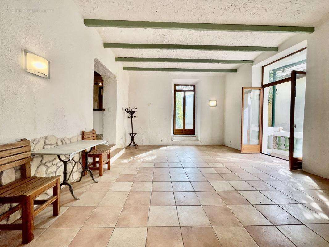 Appartement à ROQUEBRUNE-CAP-MARTIN