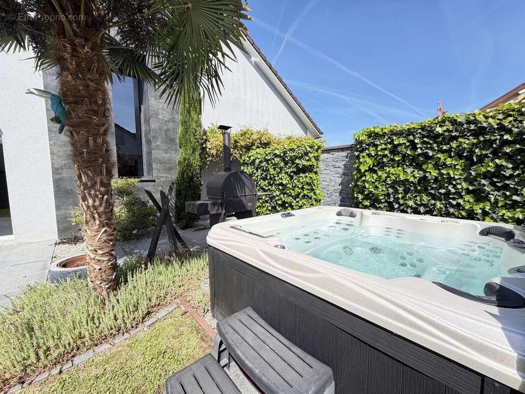 Maison à BERCHE