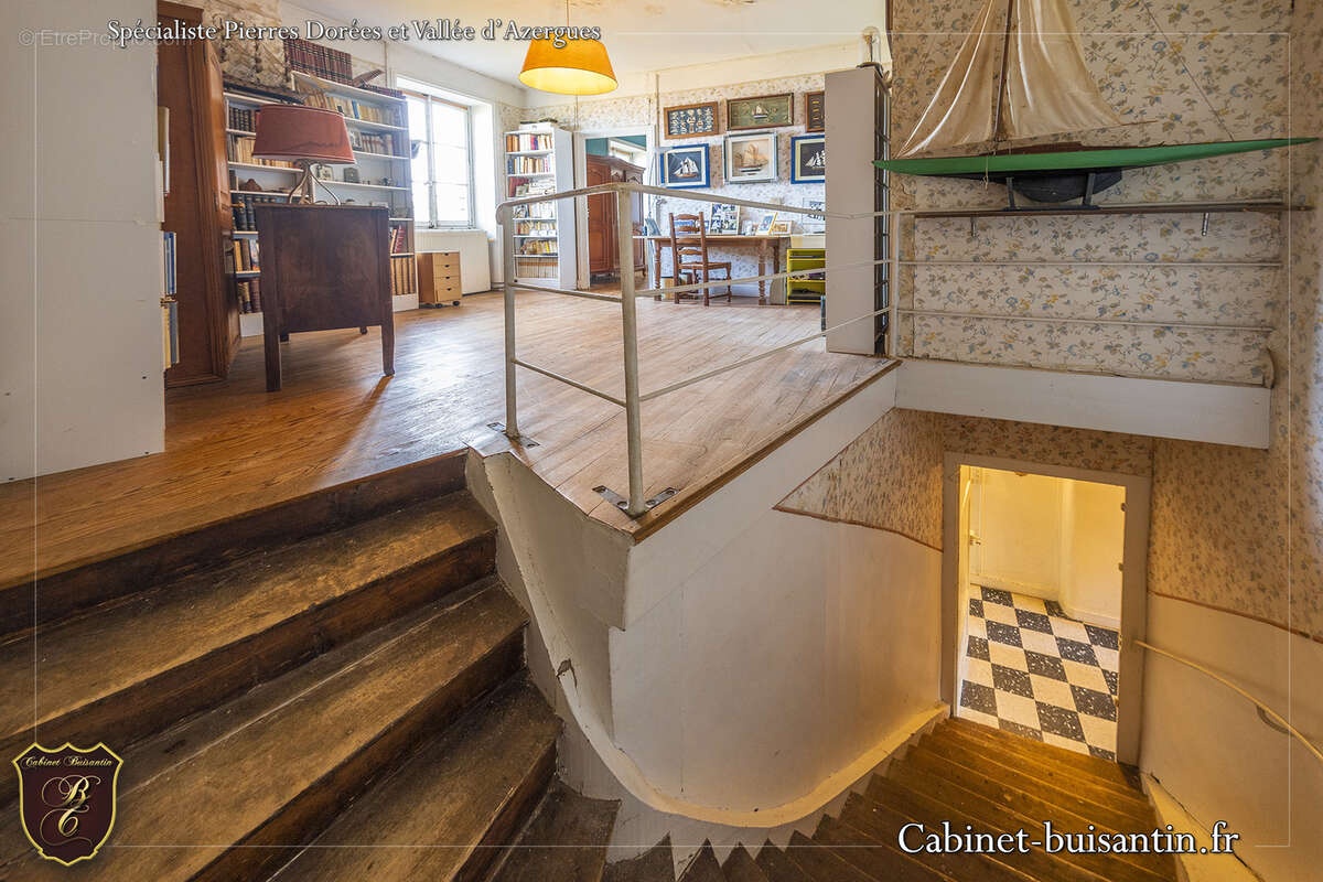 Maison à THEIZE