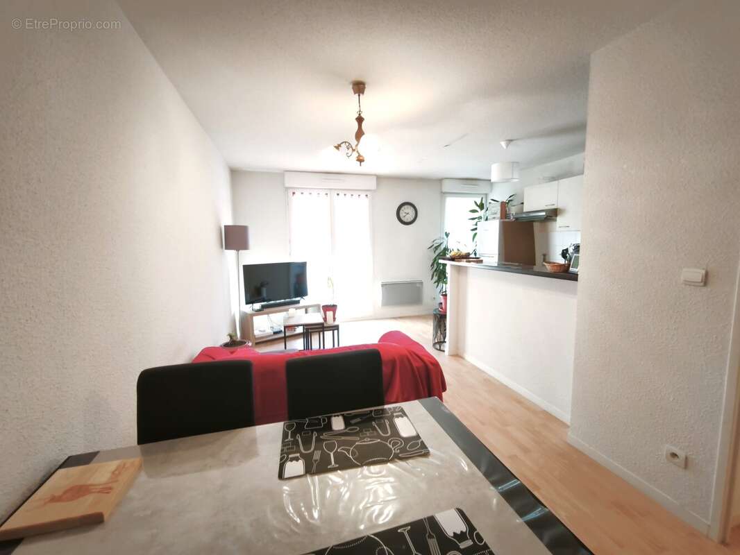 Appartement à FLEAC