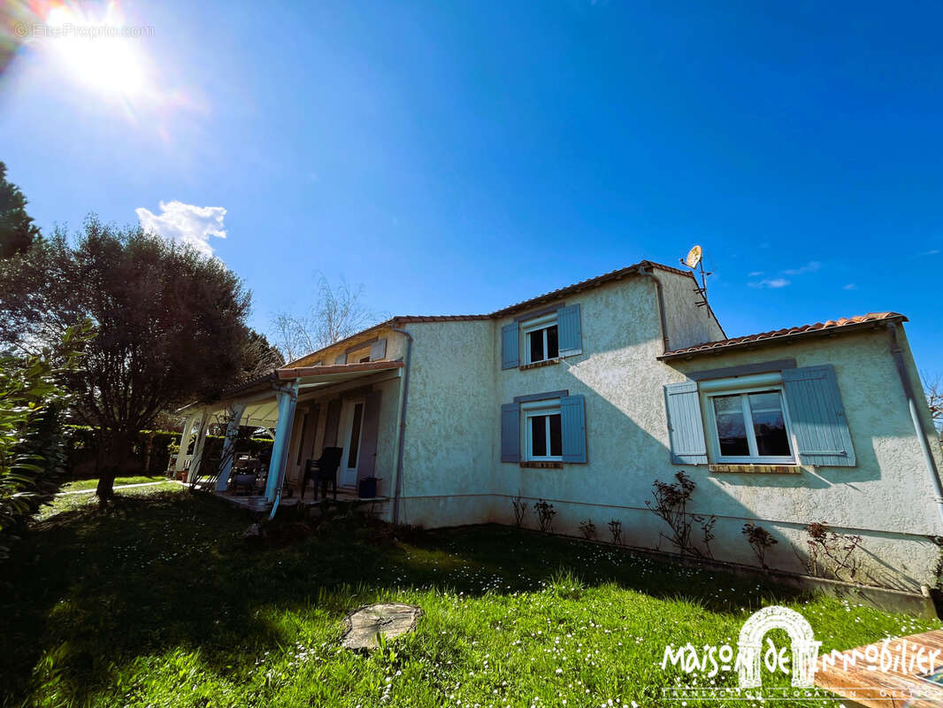 Maison à MESCHERS-SUR-GIRONDE