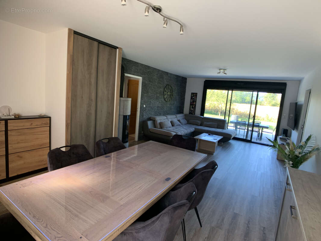 Maison à SAINTE-AULDE