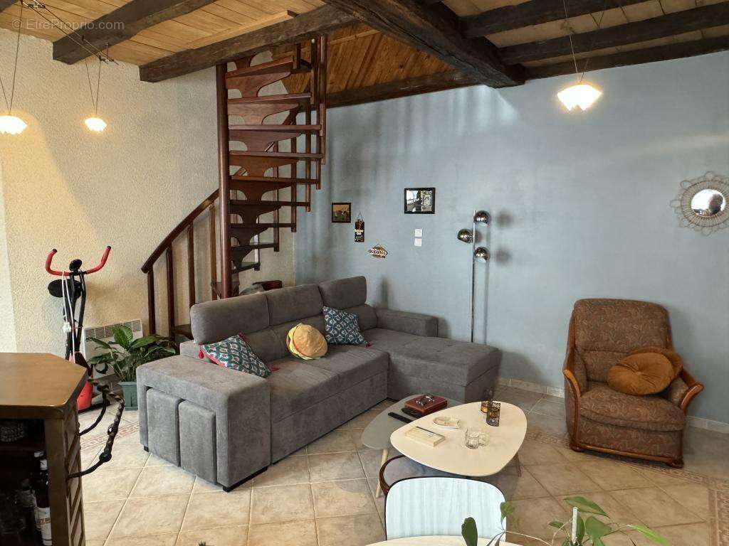 Maison à SAINT-AMAND-MONTROND