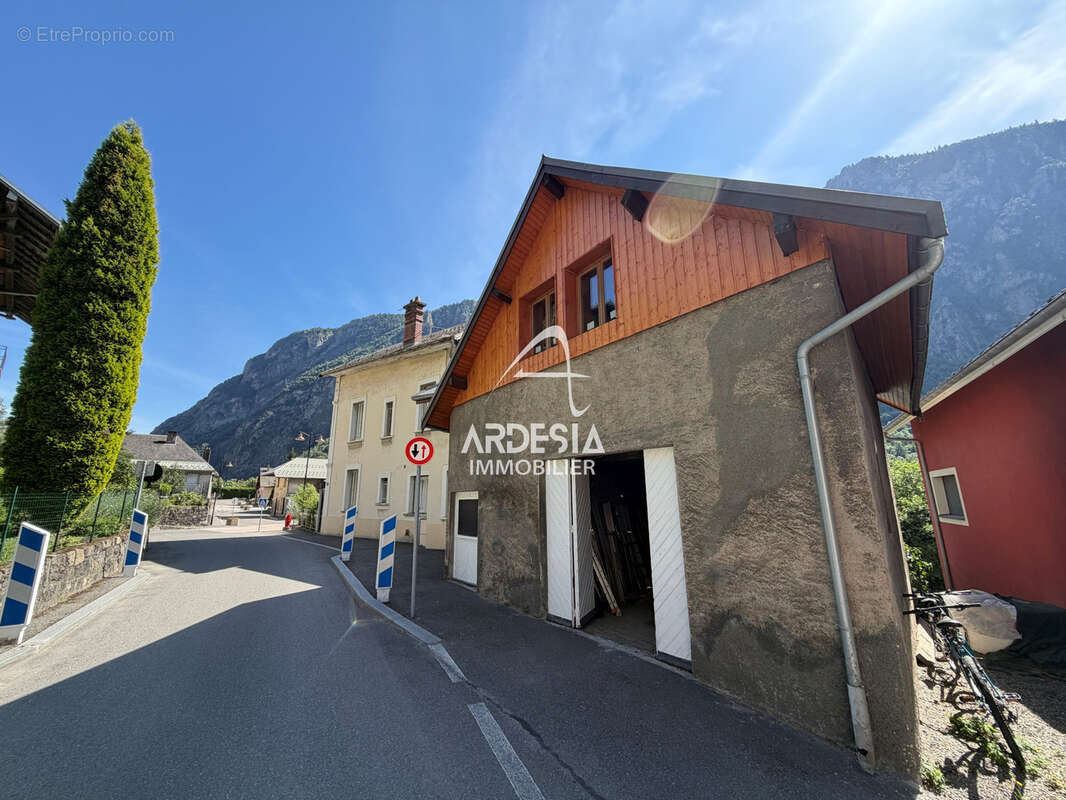 Pontamafrey   la tour-en-maurienne   ensemble immobilier à fort potentiel - photo 11