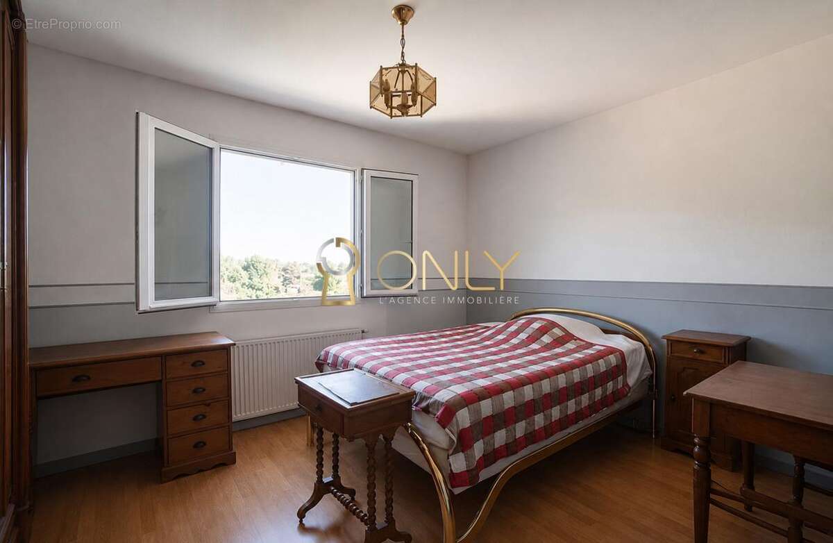 Savigneux - maison - 5 chambres - photo 13