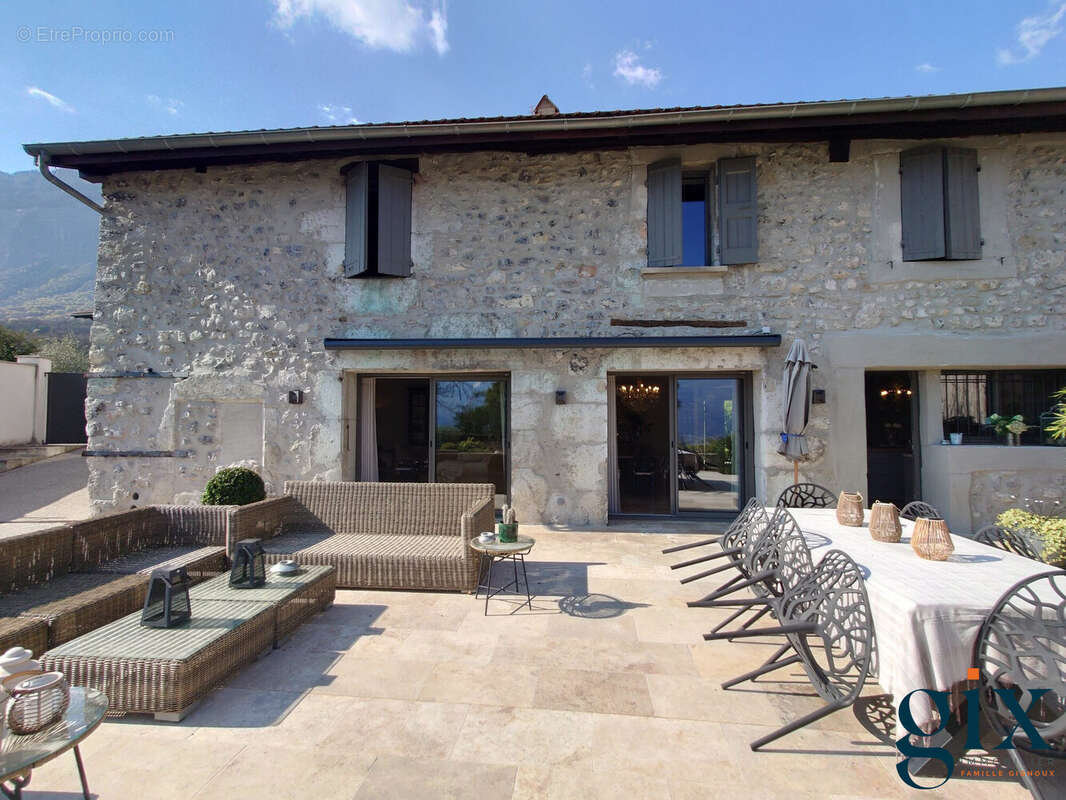 Maison à BIVIERS