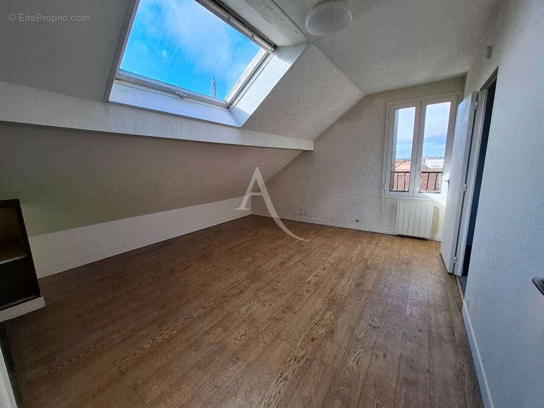 Appartement à LIMEIL-BREVANNES