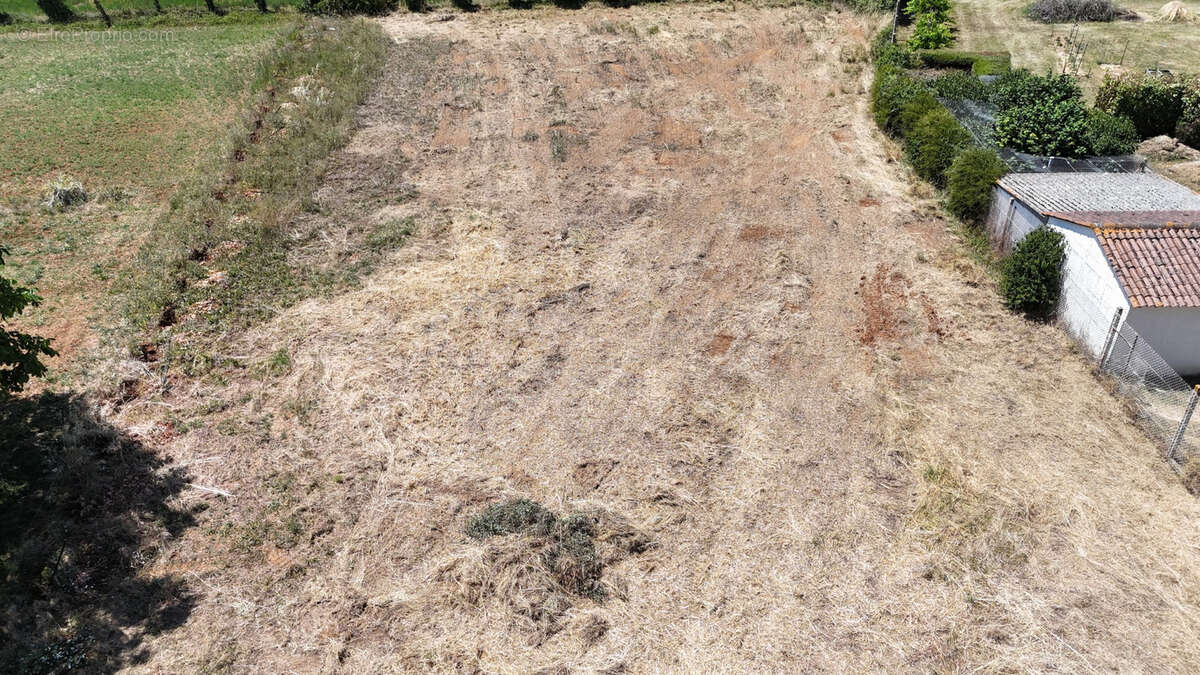 Terrain à POITIERS