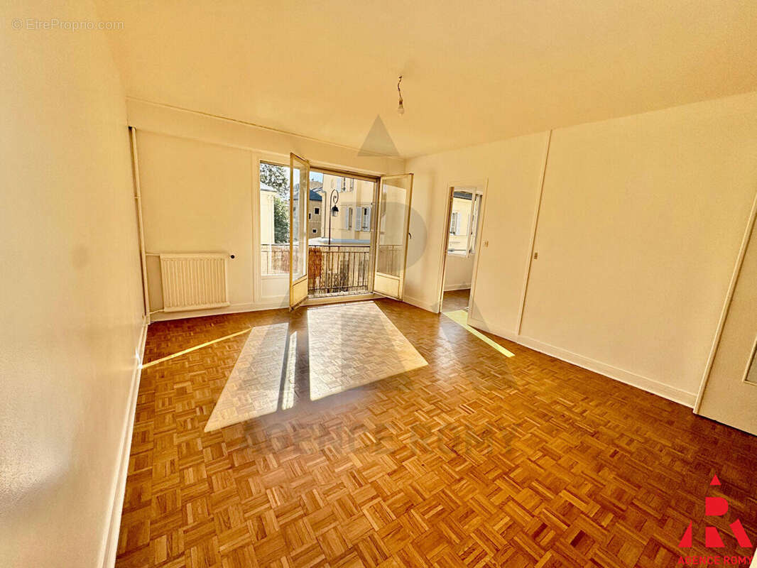 Appartement à VERSAILLES