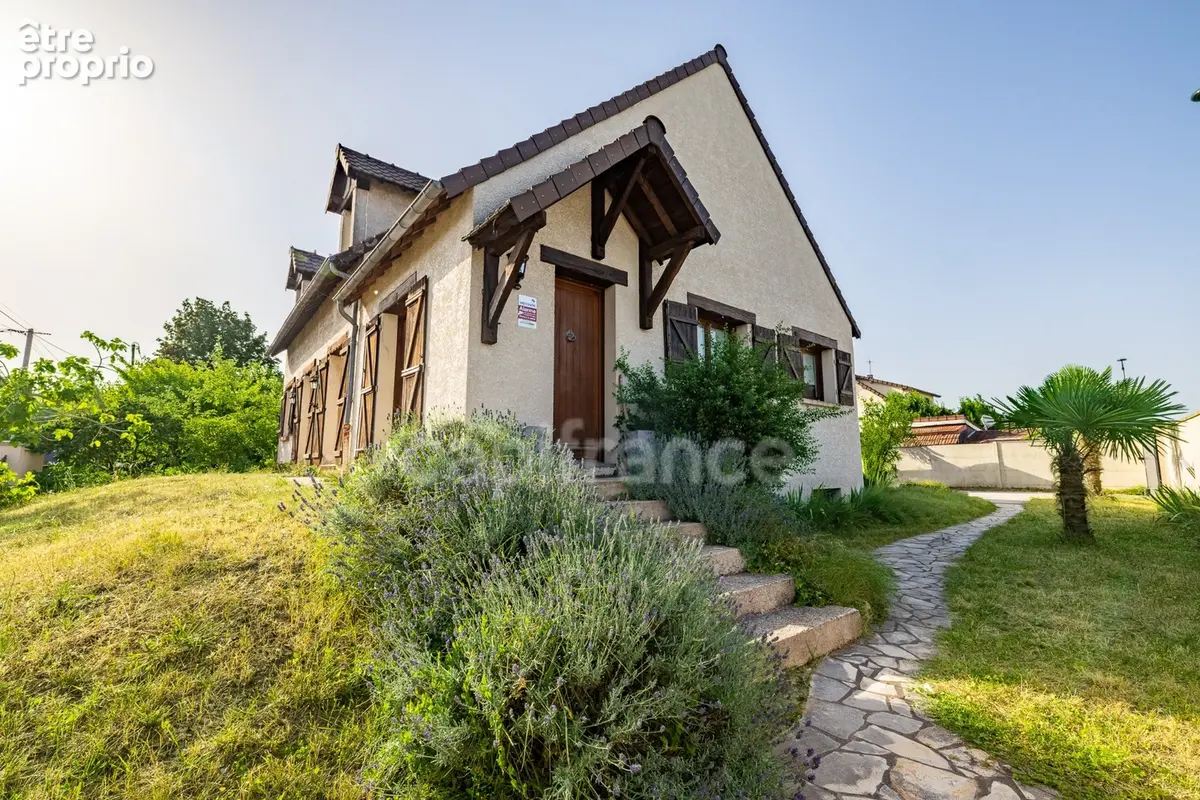Maison à vendre de 135m² à Longpont-sur-Orge – Beaux volumes, jardin et sous-sol total - photo 18