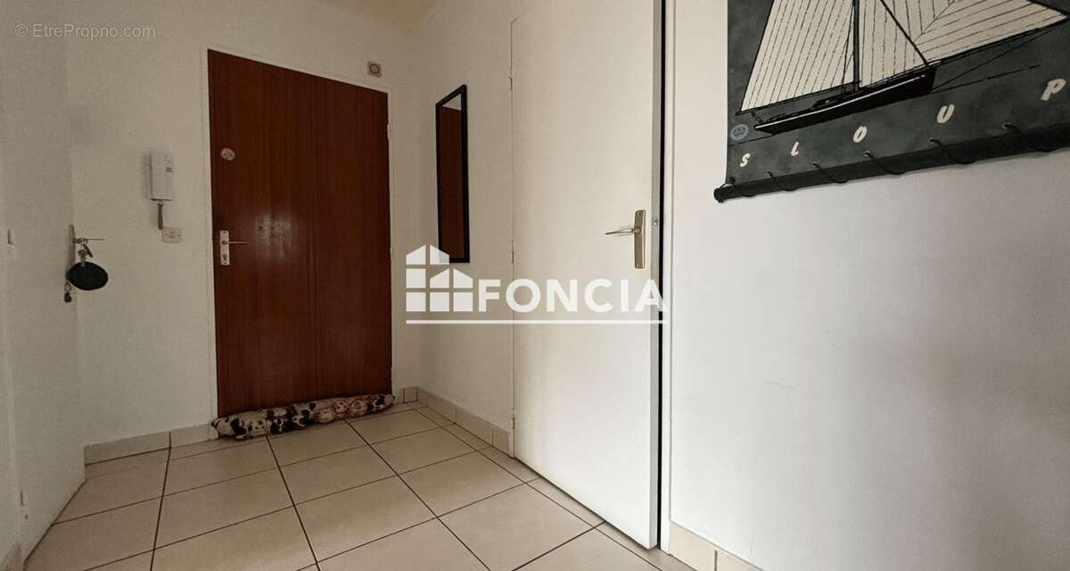 Appartement à VERNEUIL-SUR-SEINE