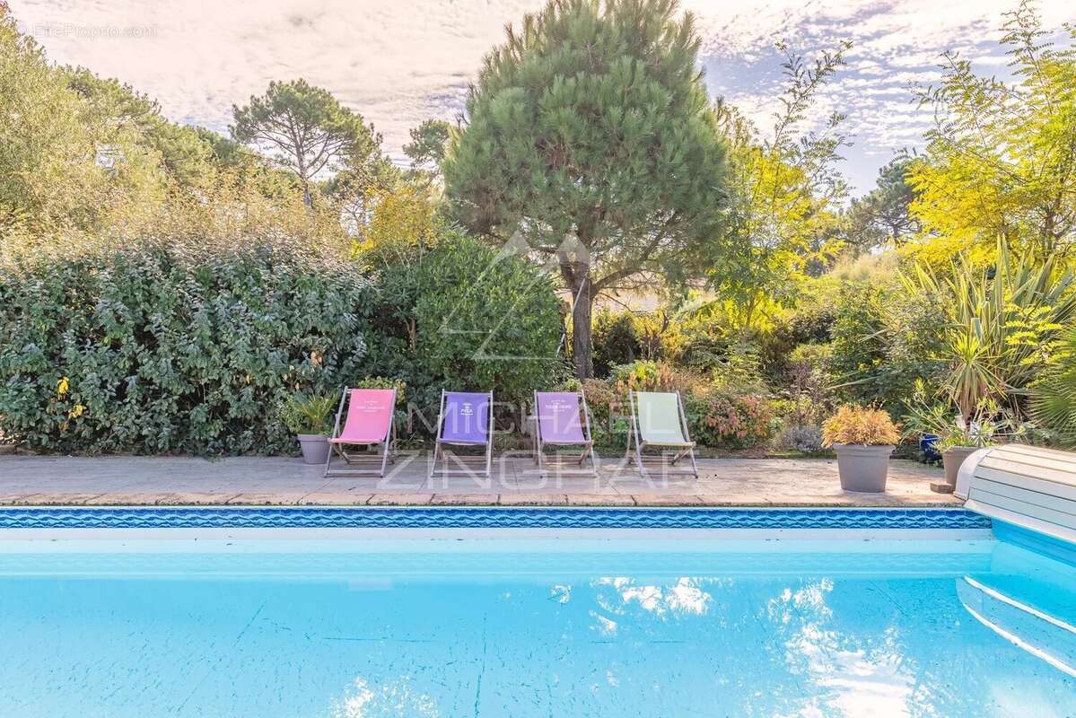 Maison à LE BOUSCAT