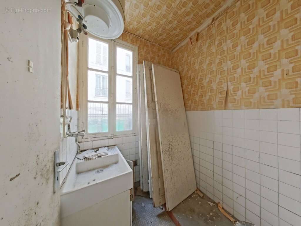 Appartement à PARIS-11E