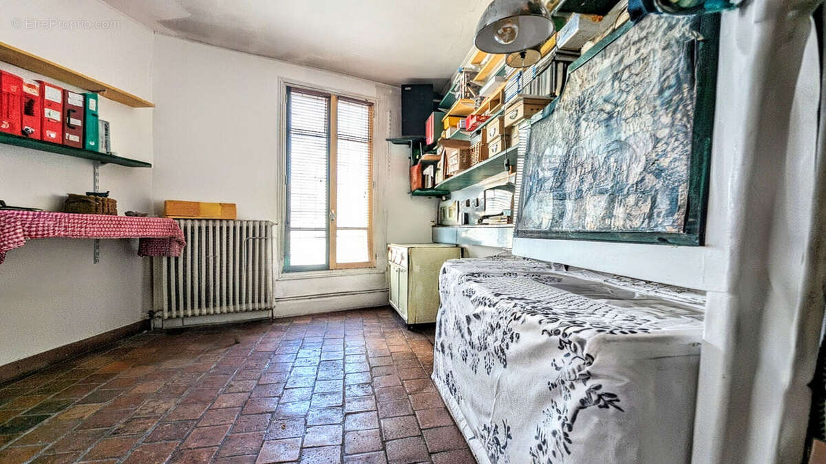 Appartement Duplex Saint Denis 6 pièce(s) 111.51 m2 - photo 6