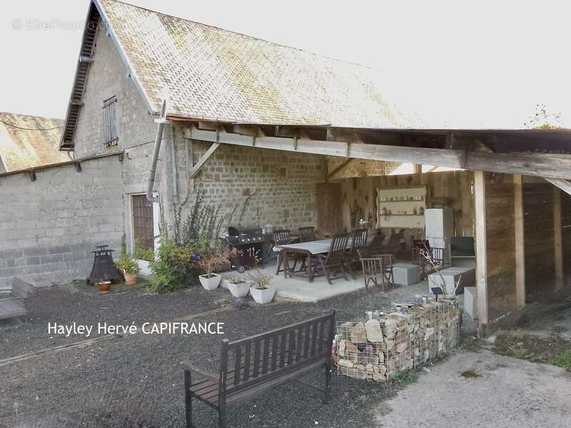 Propriété À VENDRE avec maison et gîte indépendant, dépendances et terrain de 5 000 m² – Mortain LE NEUFBOURG (50) - Mortain - photo 23