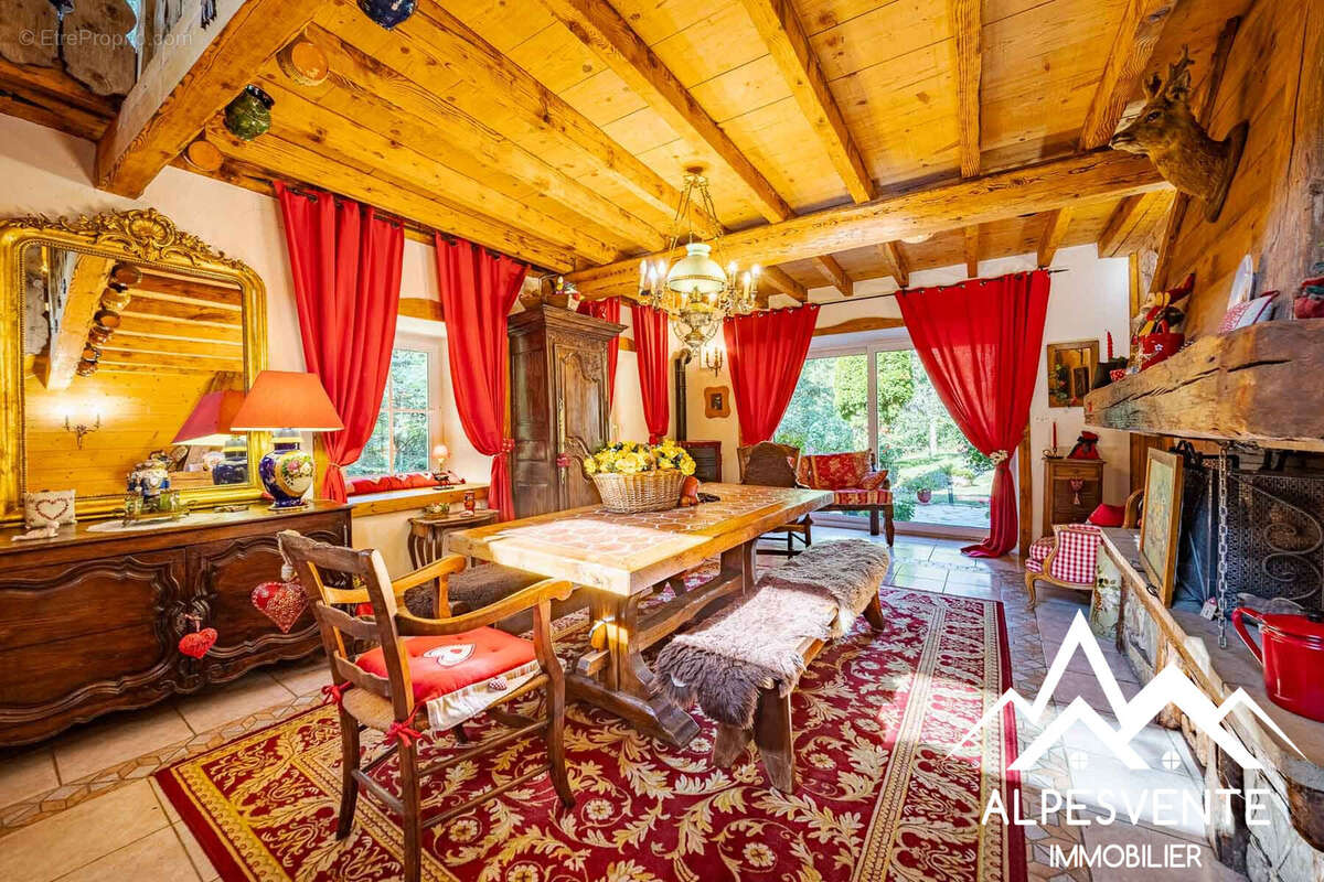 avendre_ferme_seytroux_caractère_alpesvente 