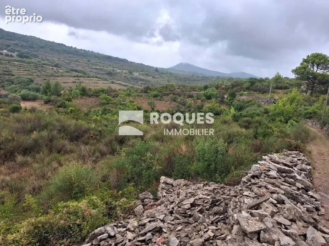 À Bédarieux, terrain à bâtir de 9220m2 en vente - photo 4