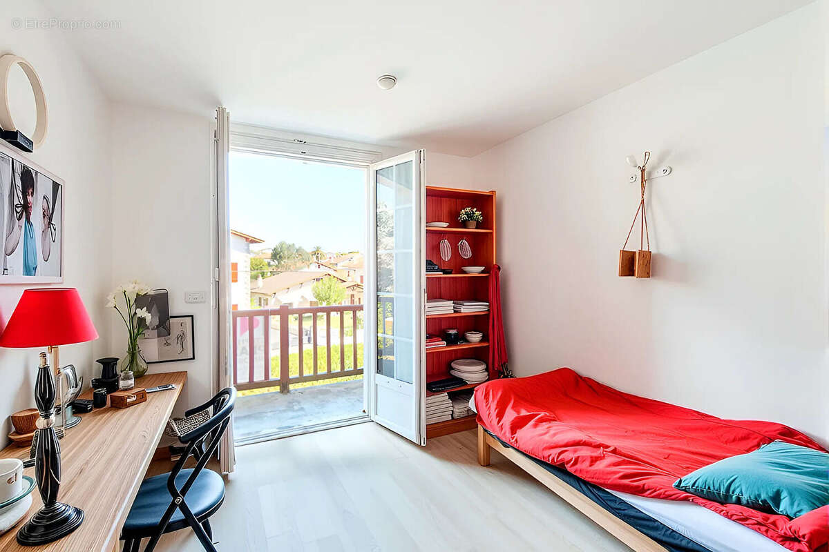 Appartement à CIBOURE