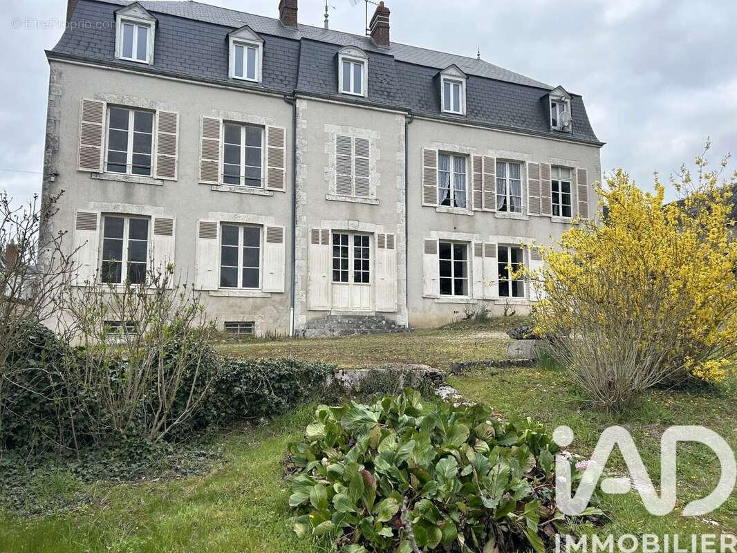 Photo 2 - Maison à TAVERS