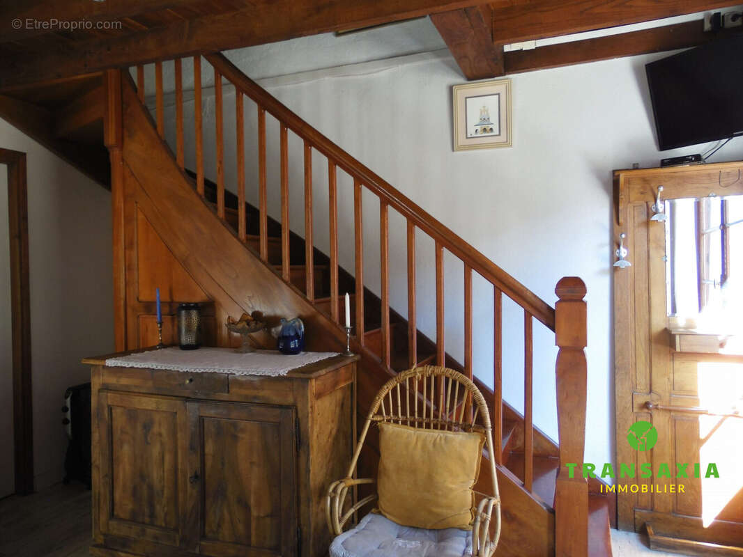 salon  - Maison à SAINT-LARY