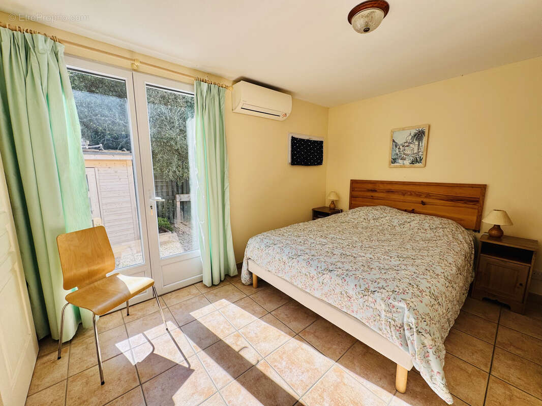  À vendre   Élégante maison T3 avec jardin dans un domaine privé et sécurisé à Bormes-les-Mimosas  - photo 7