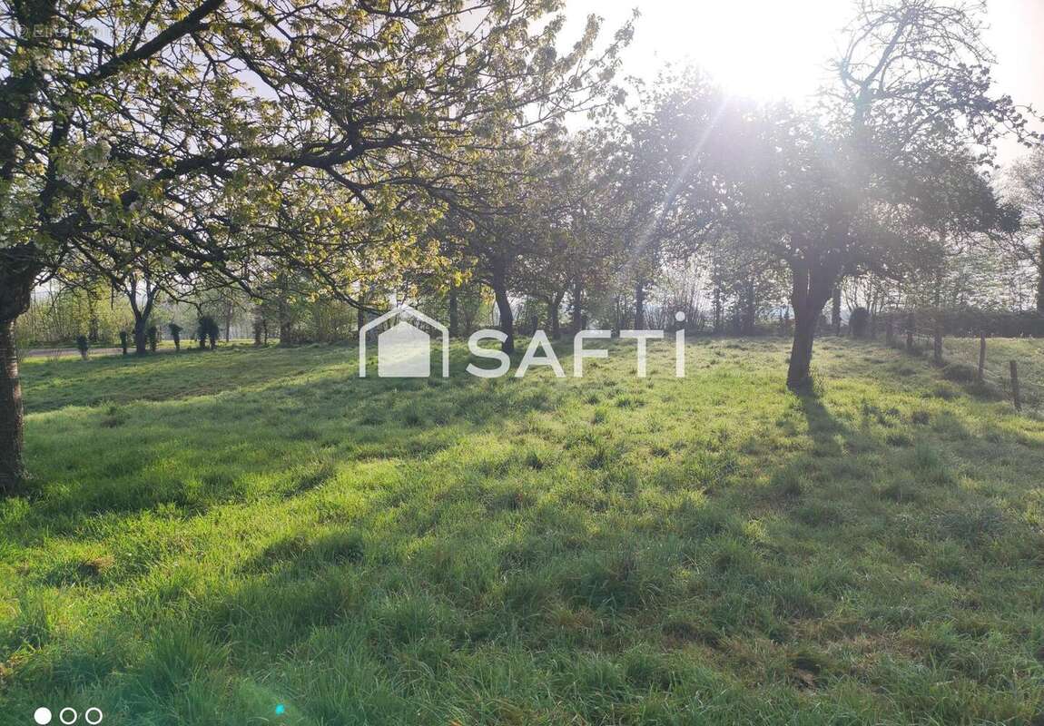 Maison 94 m² à Saint-Fraimbault  - photo 8