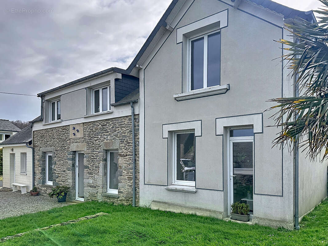 Maison à TOURLAVILLE