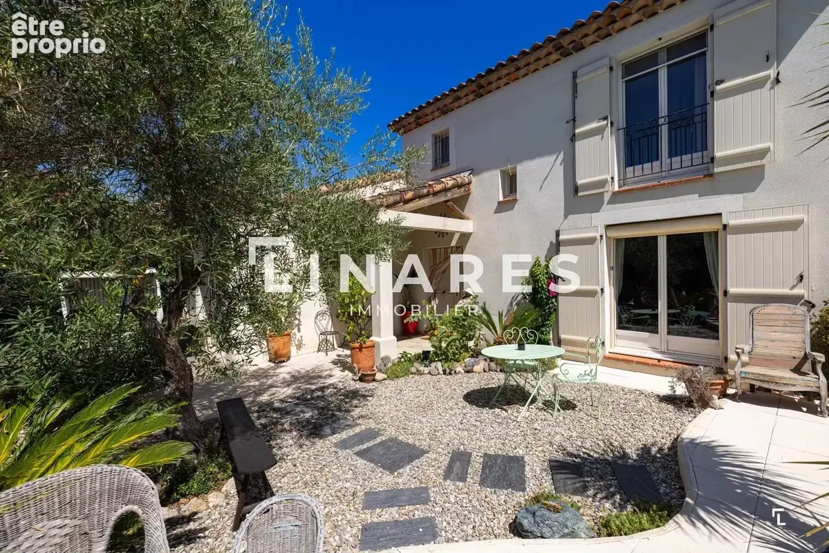 LA JOYEUSE - Maison T5 de 155m2 (123+29m2) - Piscine - Terrain - 13011 Marseille Les Accates - photo 3