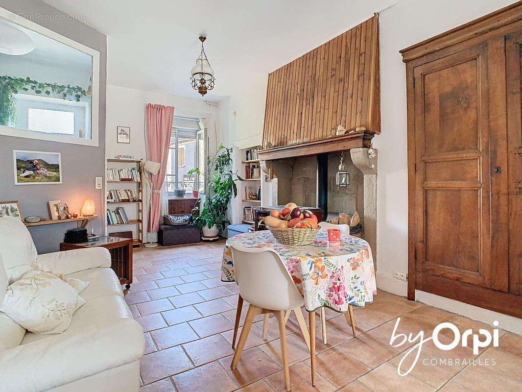 Maison à SAINT-MAURICE-PRES-PIONSAT