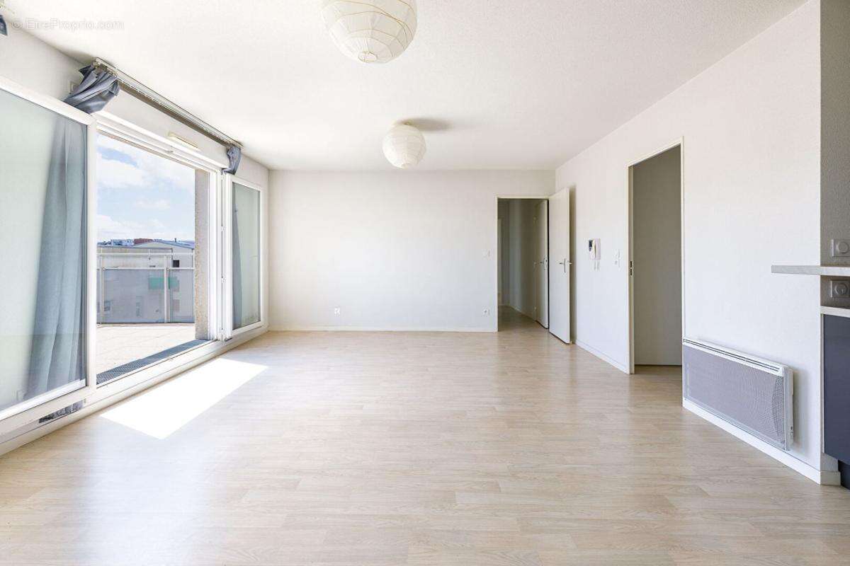 Appartement 81 m² à Saint-Nazaire  - photo 3