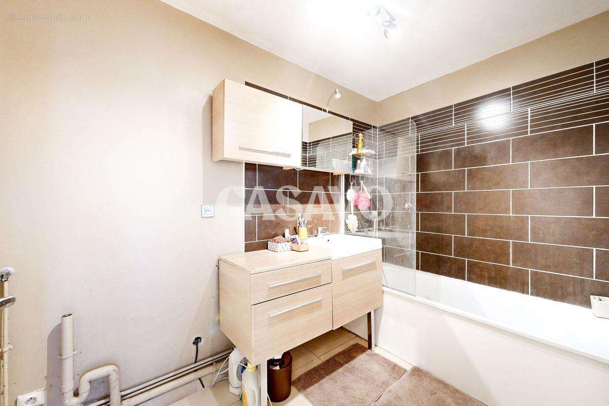 Appartement à LYON-8E