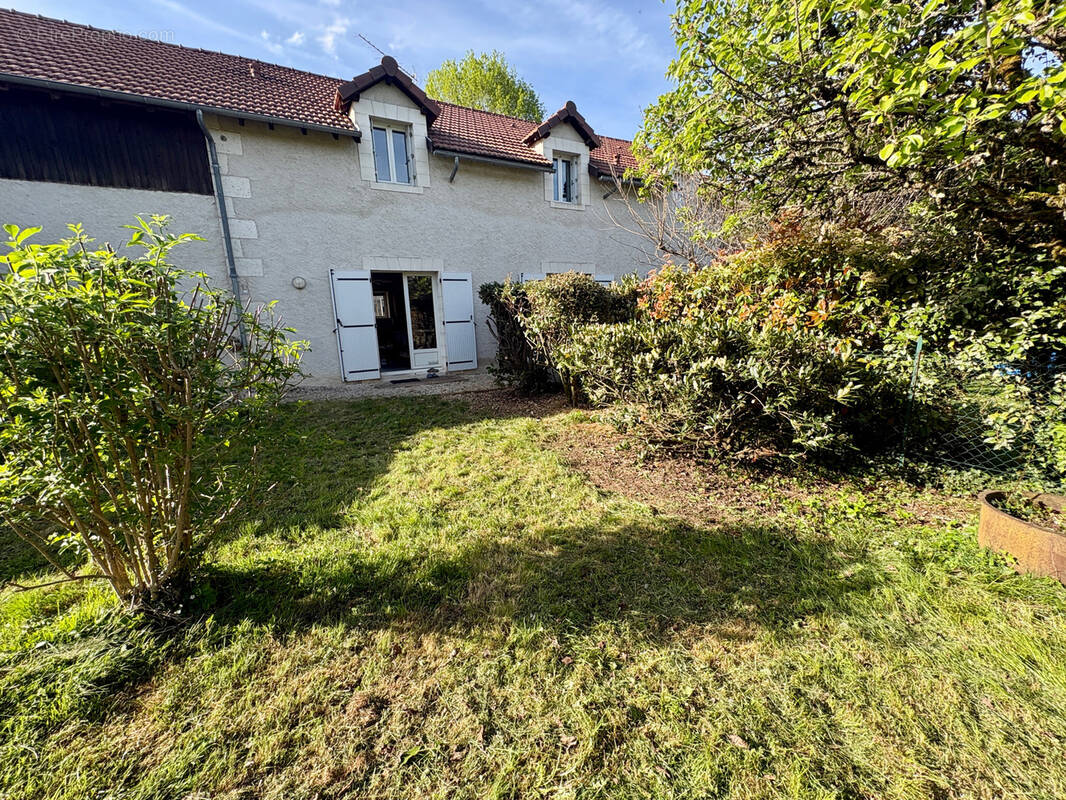 Appartement à SARLIAC-SUR-L'ISLE