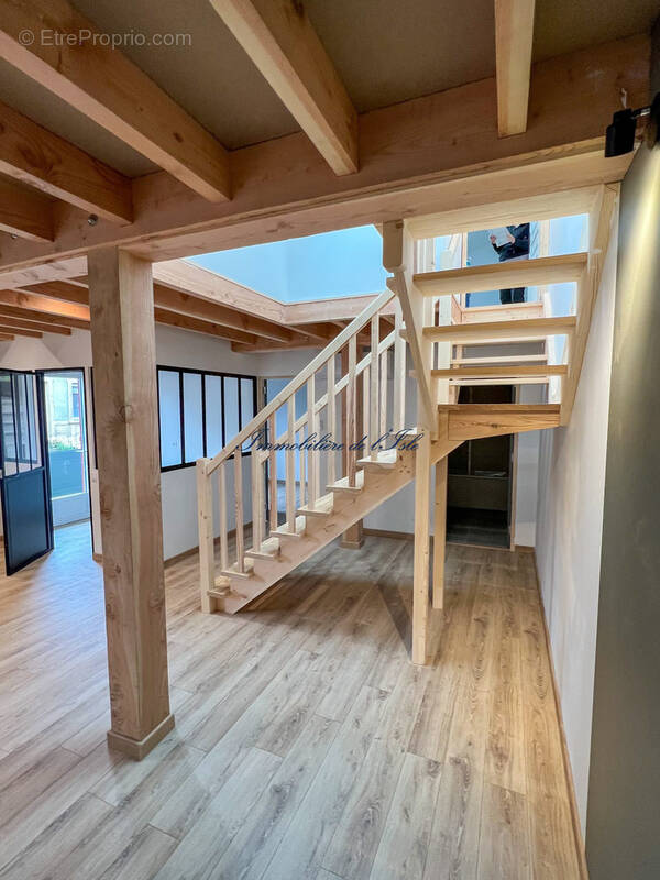 Maison à COULOUNIEIX-CHAMIERS