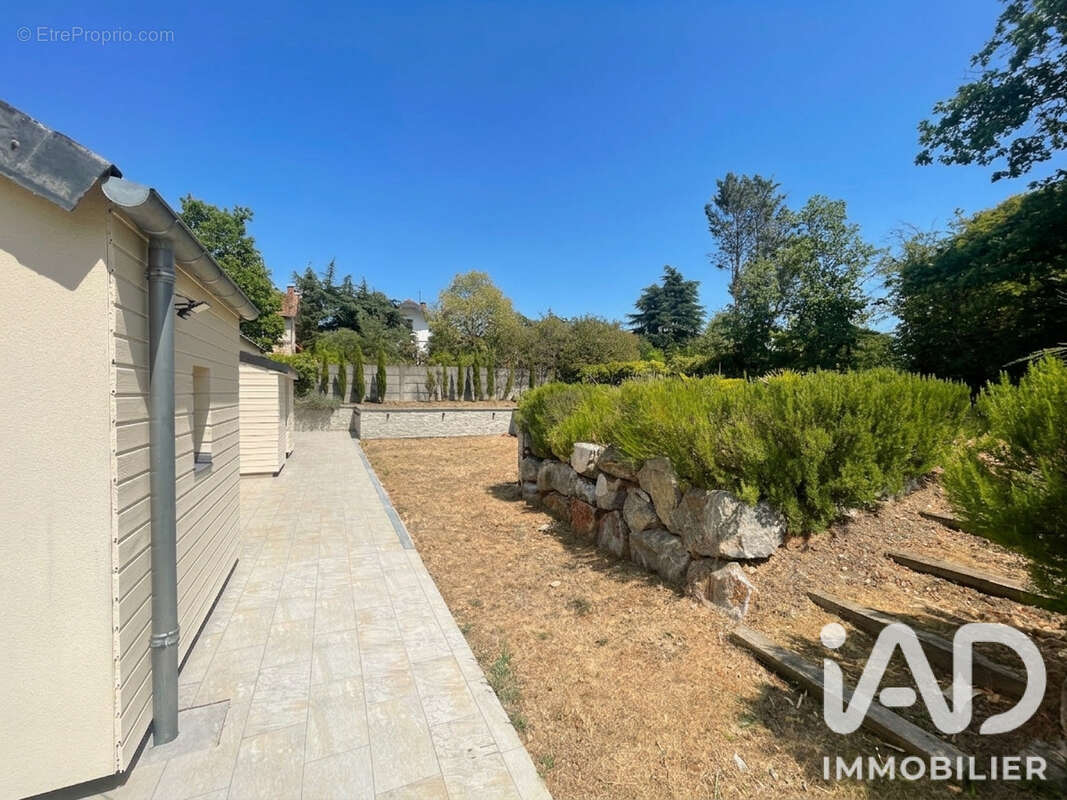Maison 180 m² à Montlucon  - photo 4
