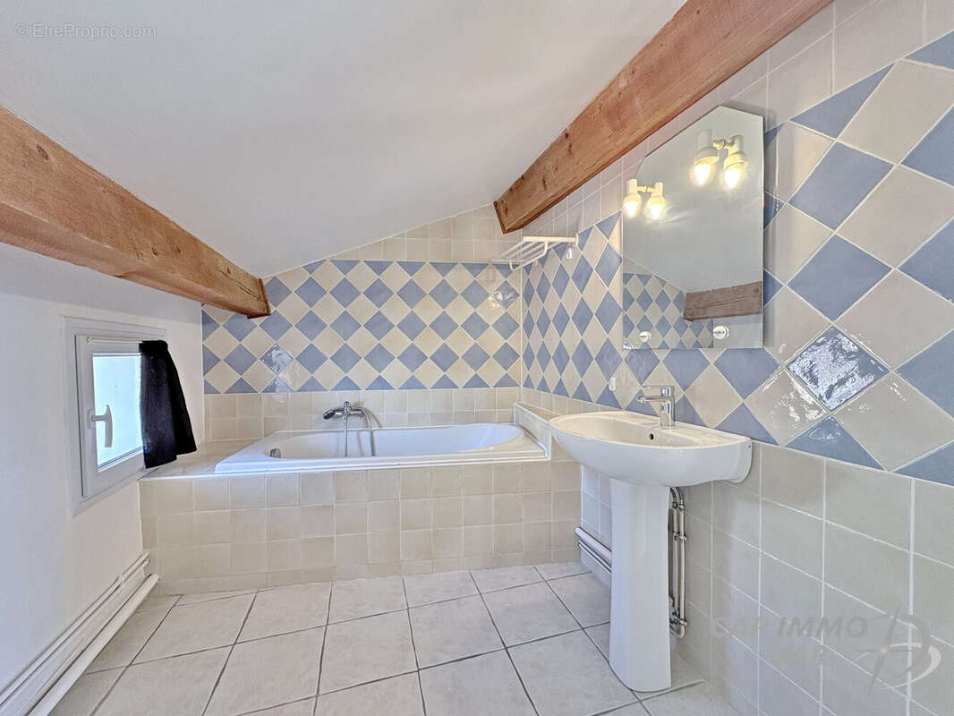 Appartement à LE BEAUSSET