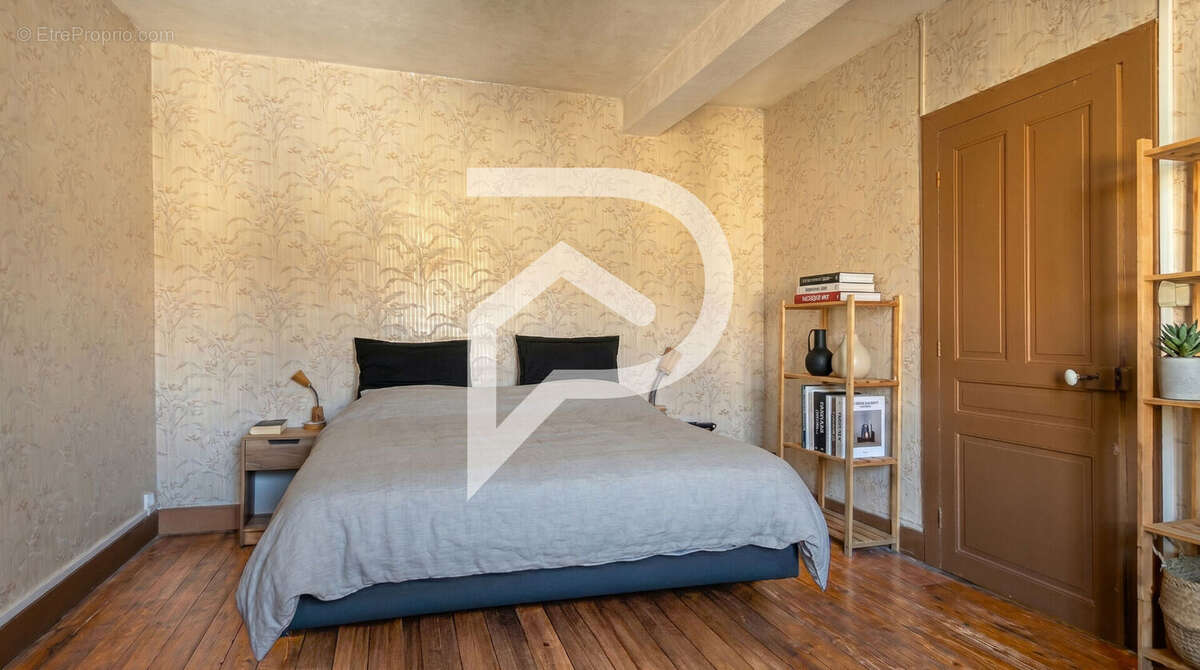 Maison à VIELMUR-SUR-AGOUT