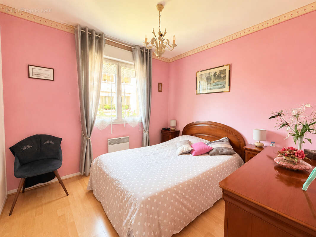 Appartement à ARES