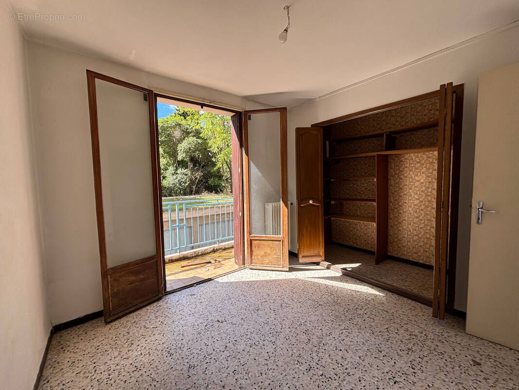 Appartement à MARSEILLE-11E