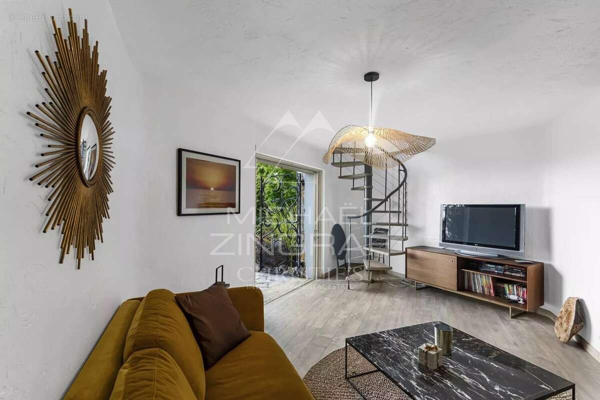 Maison à MOUGINS