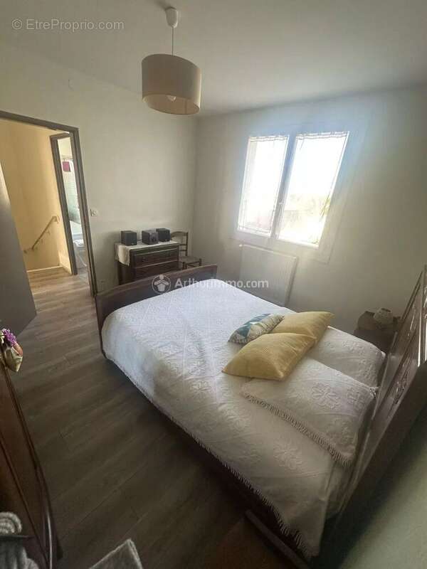 Maison à LABRUGUIERE