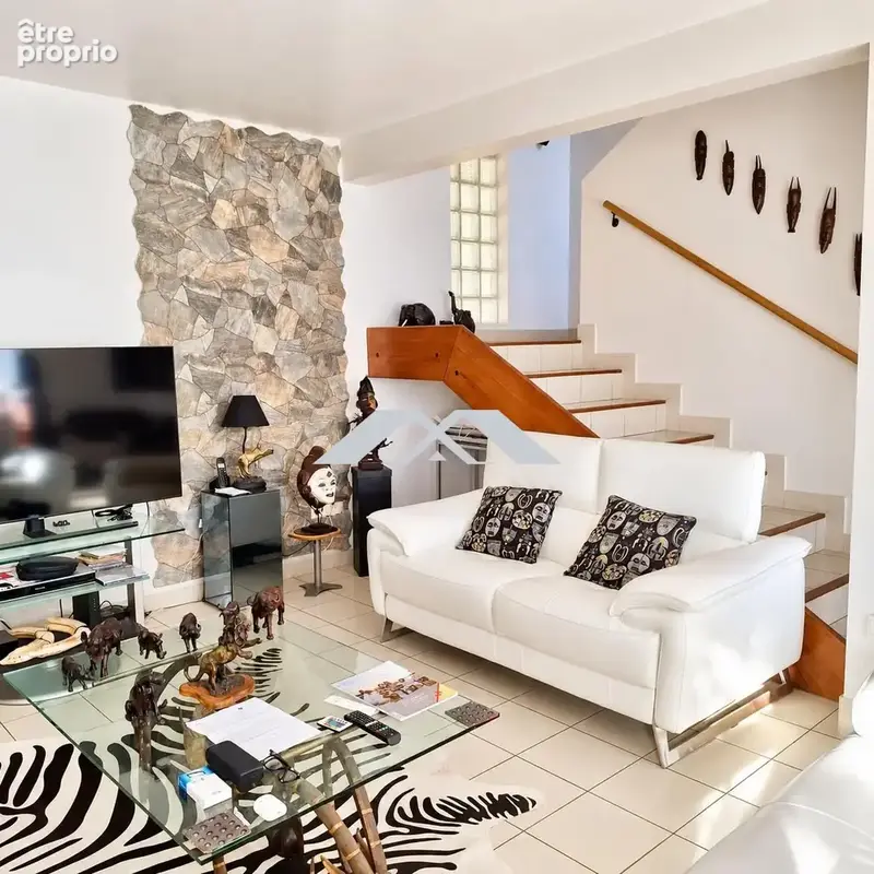 Maison 6 pièces 170 m² à vendre à Le Tampon (97432) - photo 6